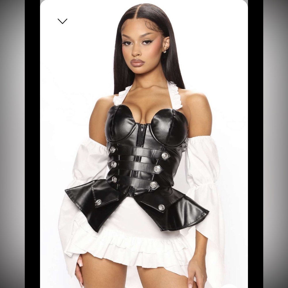 FashionNova sexy pirate costume